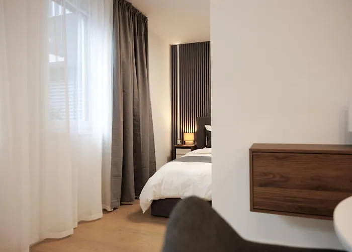 Secret Garden With Terrace, 10 Min To Center Apartment Wien